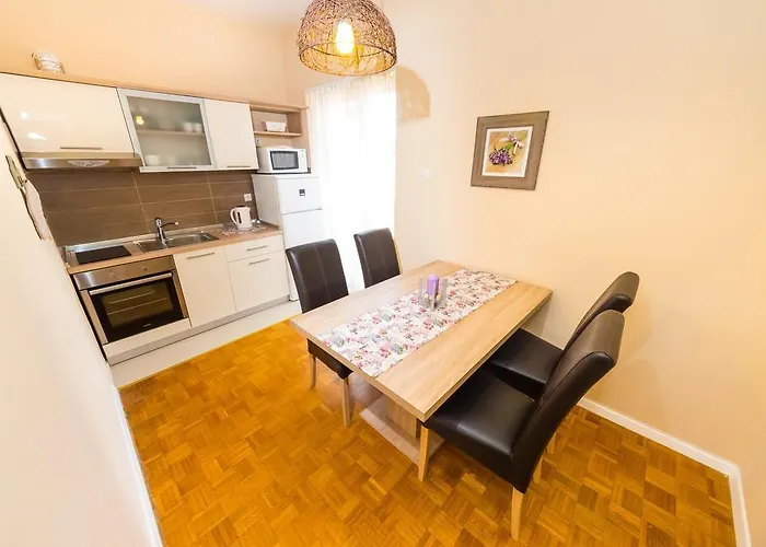 Apartment Colona